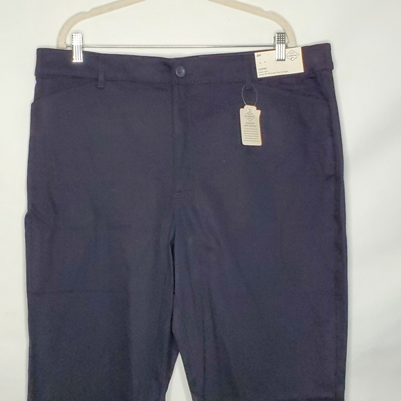 NEW Black Mid-Rise Capri Pants Size 20 TALL Easy Fit Pockets Stretch Soft Cotton - Picture 3 of 15